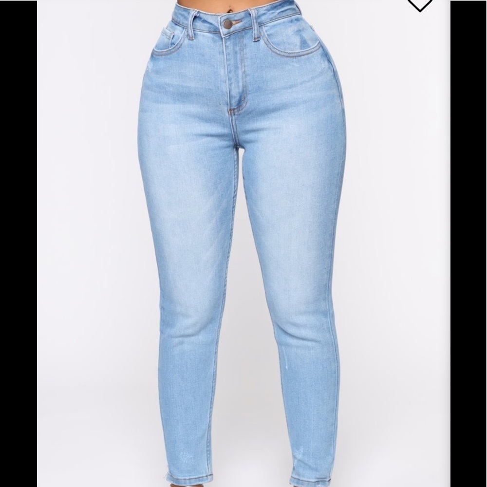 Regular Medium Wash Blue Jeans (NEVER WORN)